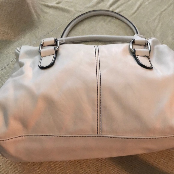 Handbag - Picture 3 of 5